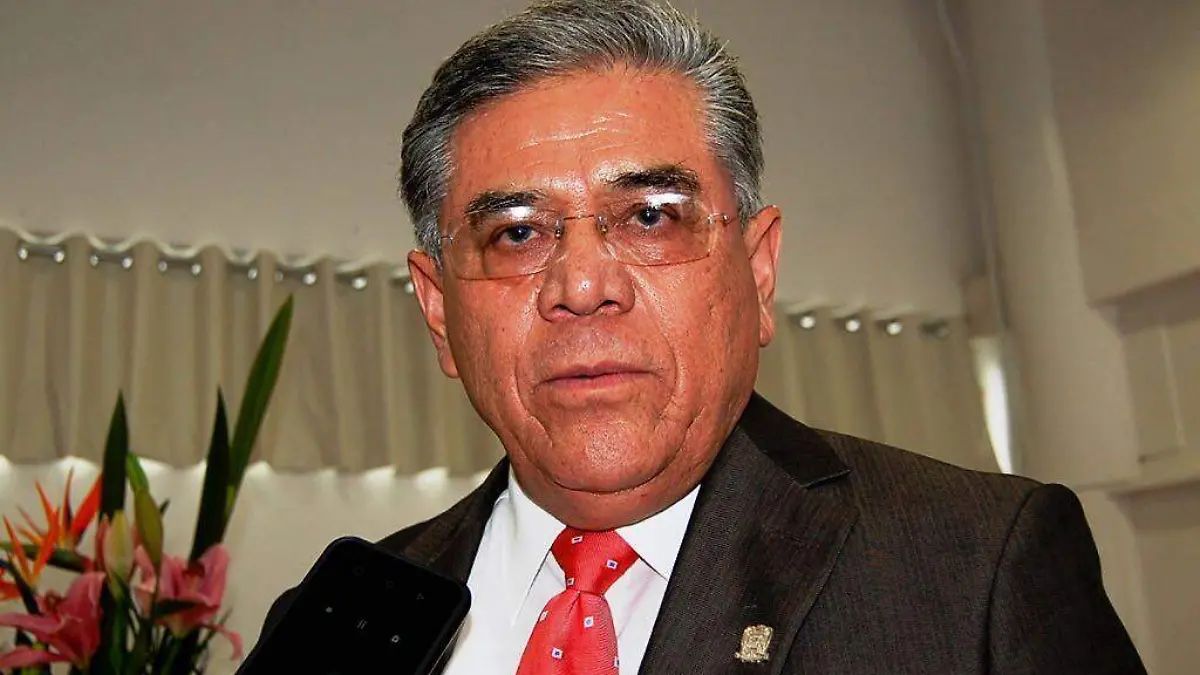 j25 salvador hernández vélez